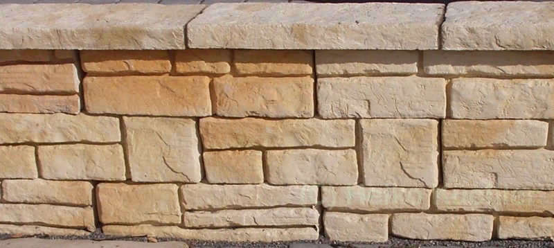 Bradstone-Old Town-Walling mit Abdeckplatte